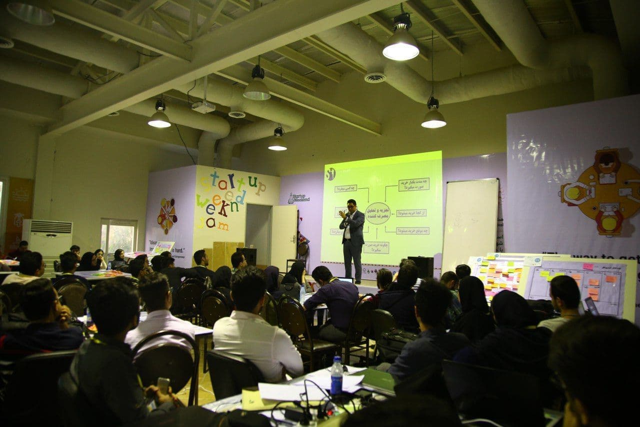 Dr. Nima Saraeian نیما سرائیان workshop on UX Psychology and Neural Feedback 7